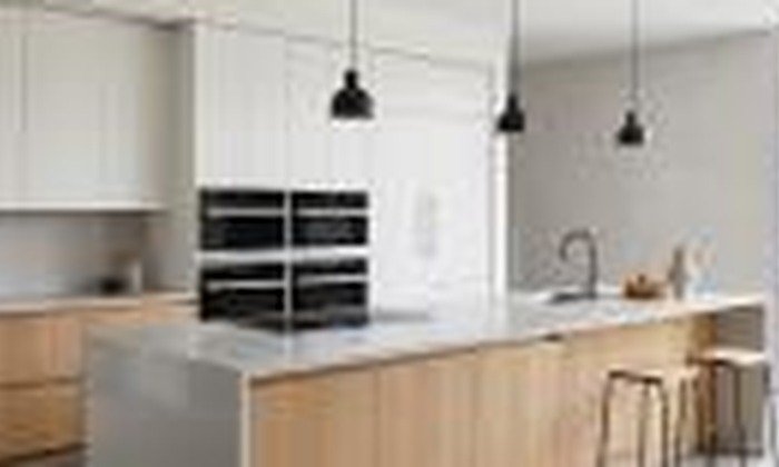Kitchen Set Natural Wood — Proyek Contoh C